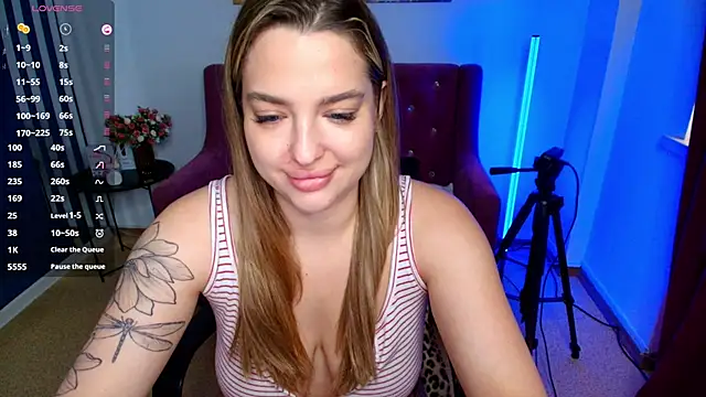 Emma  Ross online show from 06-14-26, 02:35
