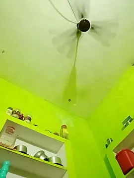 Hot-piuy online show from 09-18-25, 01:08