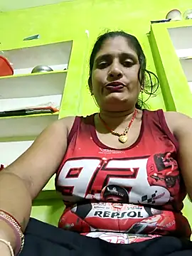 Hot-piuy online show from 09-22-25, 03:45