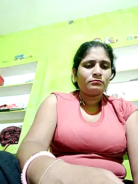 Hot-piuy online show from 09-18-25, 09:29