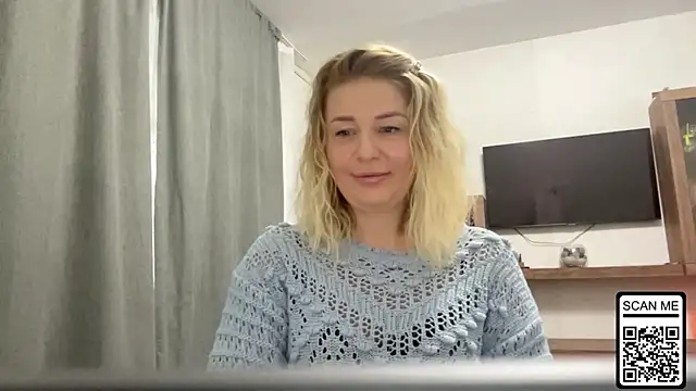 Blondie xoxoxo online show from 10-10-25, 07:31