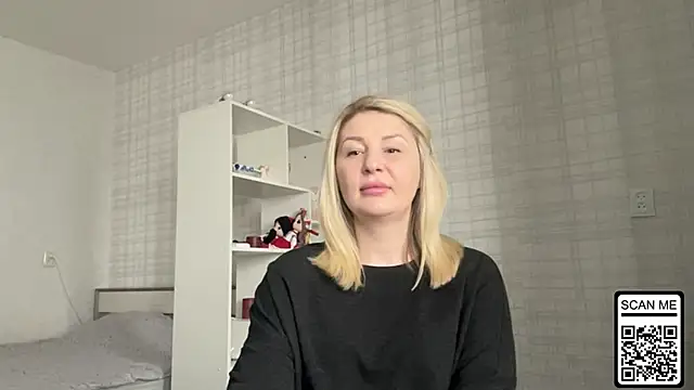 Blondie xoxoxo online show from 02-09-26, 08:45