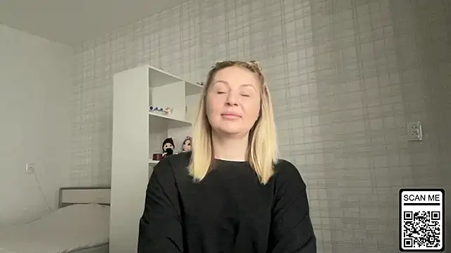 Blondie xoxoxo online show from 02-11-26, 08:36