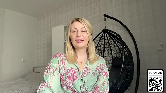 Blondie xoxoxo online show from 03-26-26, 10:35