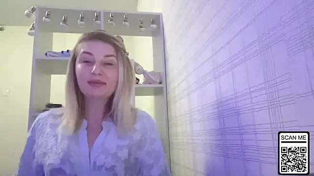 Blondie xoxoxo online show from 01-07-26, 05:18