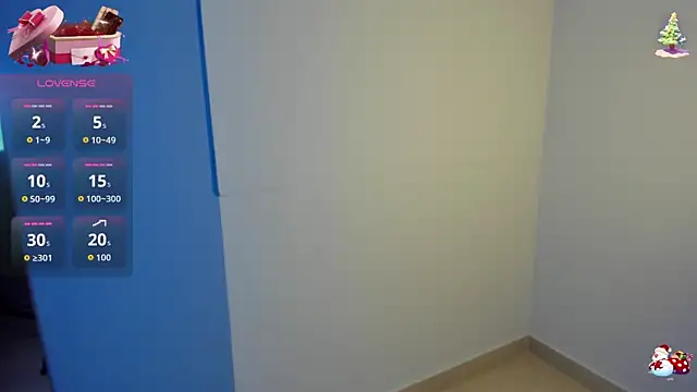 Snapshot of LICKY_LOV chatting on 10-17-25, 03:21 LICKY LOV online show from 10-17-25, 03:21