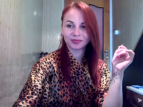 Kisa26311 online show from 10-29-25, 09:41