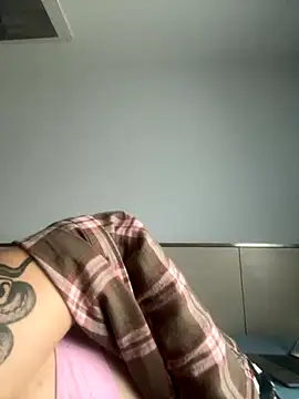 Kitty5348 online show from 12-14-25, 09:04