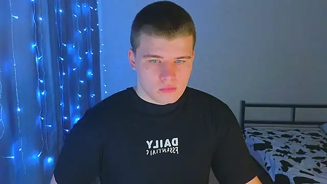 kittenmurr online show from 11-27-25, 04:35