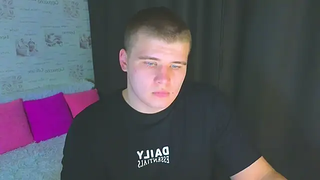 Snapshot of kittenmurr chatting on 09-28-25, 09:11 kittenmurr online show from 09-28-25, 09:11