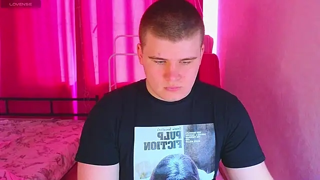 kittenmurr online show from 04-04-26, 01:56