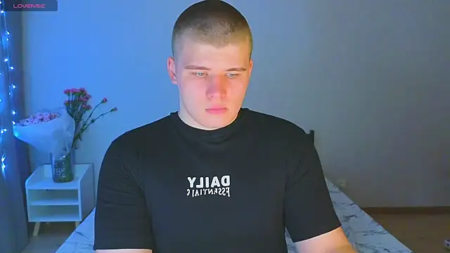 kittenmurr online show from 11-10-25, 07:19