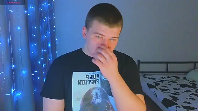 kittenmurr online show from 11-29-25, 01:11