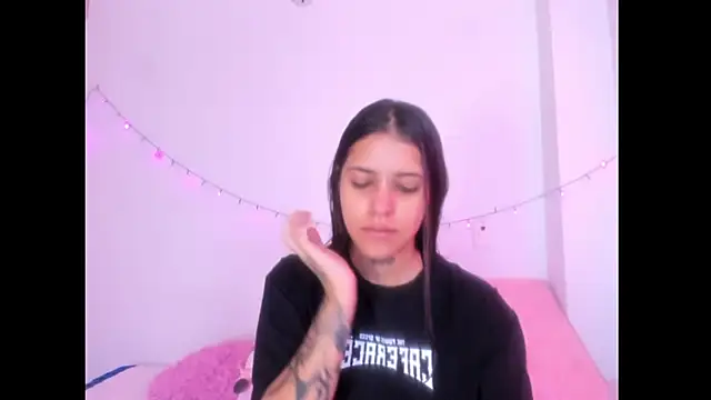 Abby roussee online show from 10-27-25, 02:40