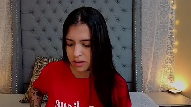 Abby roussee online show from 01-12-26, 10:47