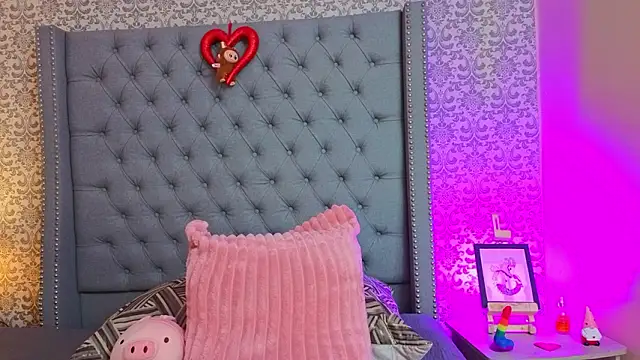 Abby roussee online show from 02-25-26, 08:30