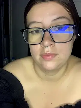Snapshot of Blair_Bunnyy chatting on 10-22-25, 06:13 Blair Bunnyy online show from 10-22-25, 06:13