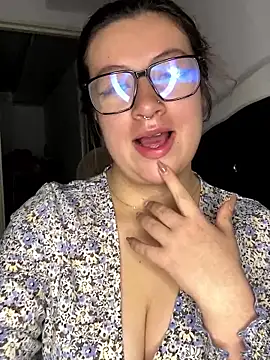 Blair Bunnyy online show from 01-14-26, 05:33