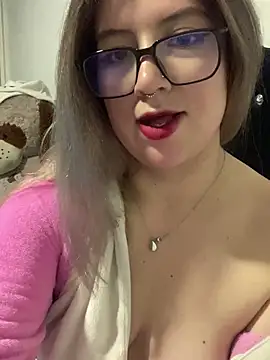 Blair Bunnyy online show from 01-18-26, 05:11