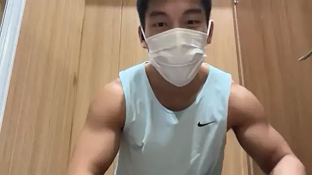 Snapshot of masucle216 chatting on 02-05-26, 02:35 masucle216 online show from 02-05-26, 02:35