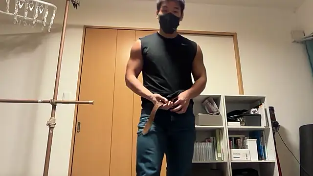 Snapshot of masucle216 chatting on 02-19-26, 02:47 masucle216 online show from 02-19-26, 02:47