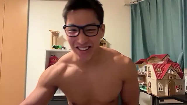 Snapshot of masucle216 chatting on 03-20-26, 02:40 masucle216 online show from 03-20-26, 02:40