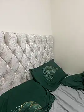 Charsworld online show from 03-10-26, 08:29