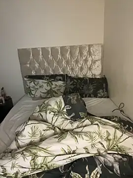 Charsworld online show from 11-14-25, 06:33