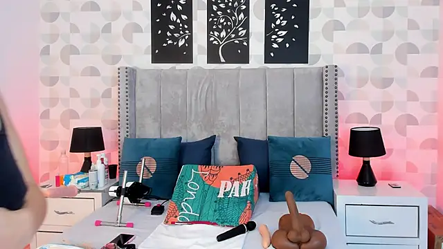 natasha moreno online show from 11-04-25, 12:31