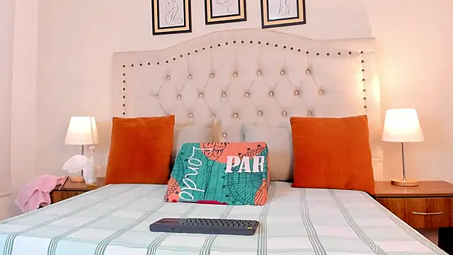 natasha moreno online show from 11-29-25, 12:27