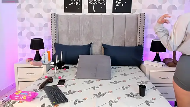 natasha moreno online show from 01-06-26, 12:20