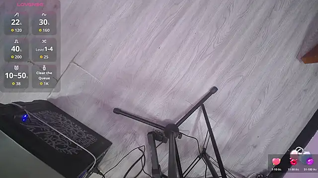 Alex Tehir online show from 10-19-25, 01:03