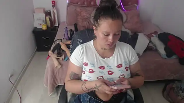 patty squirt  online show from 04-02-26, 09:38