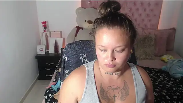 Snapshot of patty_squirt_ chatting on 10-02-25, 03:21 patty squirt online show from 10-02-25, 03:21