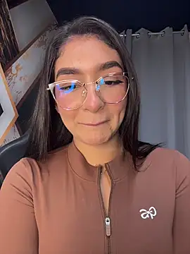 jenn fit online show from 01-18-26, 01:53