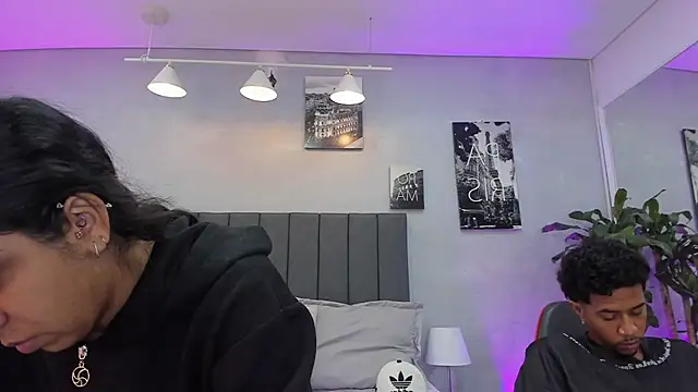 violet and myers online show from 10-28-25, 11:31