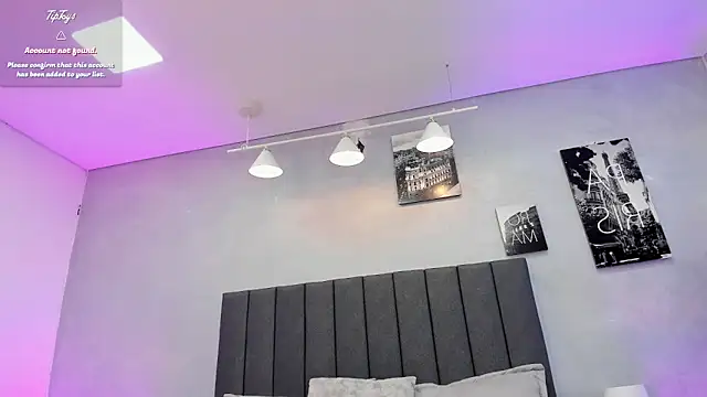 violet and myers online show from 10-31-25, 12:02