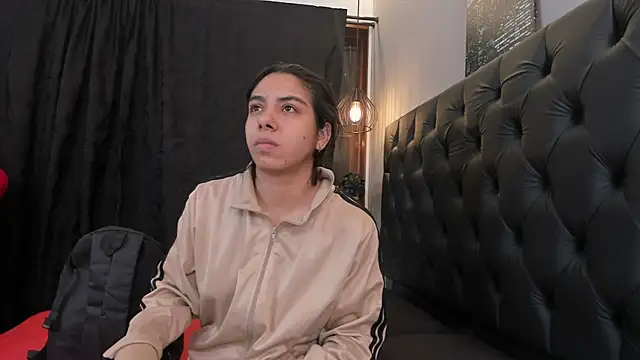 violet and myers online show from 11-26-25, 11:21