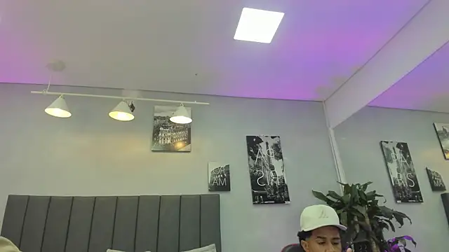 violet and myers online show from 11-09-25, 11:47