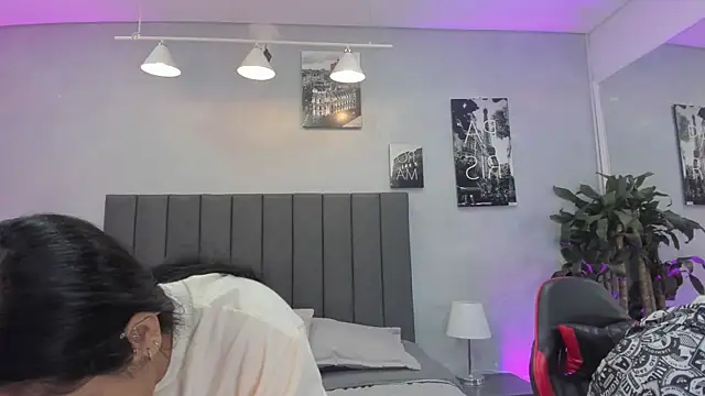 violet and myers online show from 11-16-25, 11:15