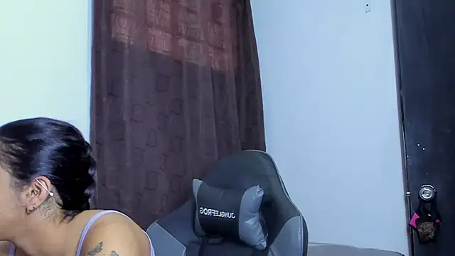 violet and myers online show from 12-16-25, 01:15