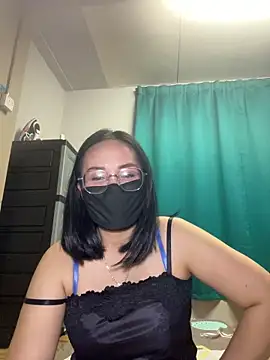 melyiaaa online show from 04-29-26, 02:54
