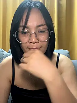 melyiaaa online show from 11-26-25, 02:28