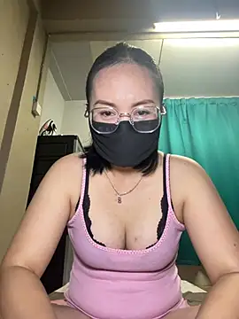 melyiaaa online show from 02-26-26, 02:50