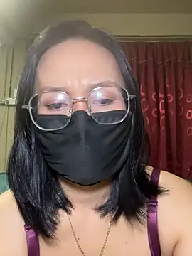 Snapshot of melyiaaa chatting on 06-30-26, 03:34 melyiaaa online show from 06-30-26, 03:34