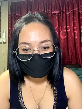 melyiaaa online show from 12-03-25, 02:38