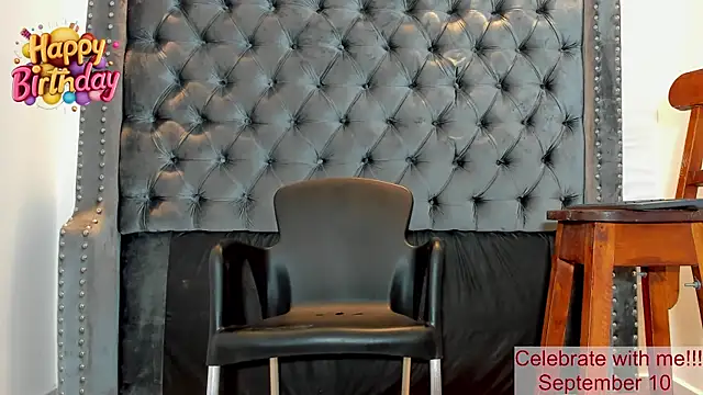 Snapshot of MARCUS_SMITHH1 chatting on 09-10-25, 04:11 MARCUS SMITHH1 online show from 09-10-25, 04:11
