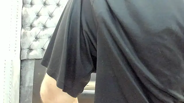 Snapshot of MARCUS_SMITHH1 chatting on 09-12-25, 04:12 MARCUS SMITHH1 online show from 09-12-25, 04:12