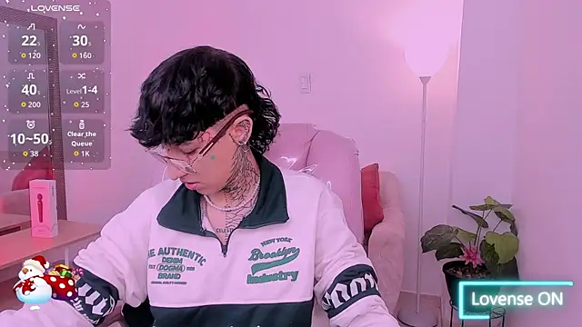 Luci Rose online show from 12-19-25, 08:55