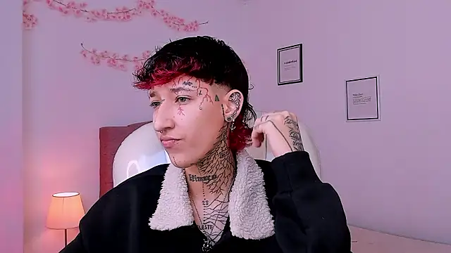 Luci Rose online show from 03-10-26, 04:11